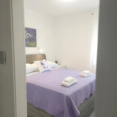 Comfort Lovely Diva 2, Ciovo, Okrug *